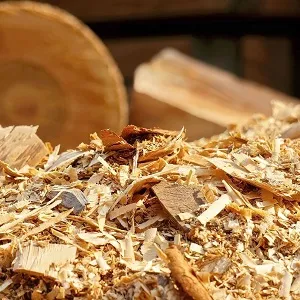 Лиственные опилки оптом в Серпухове и других различных марок заказать от 16 тонн